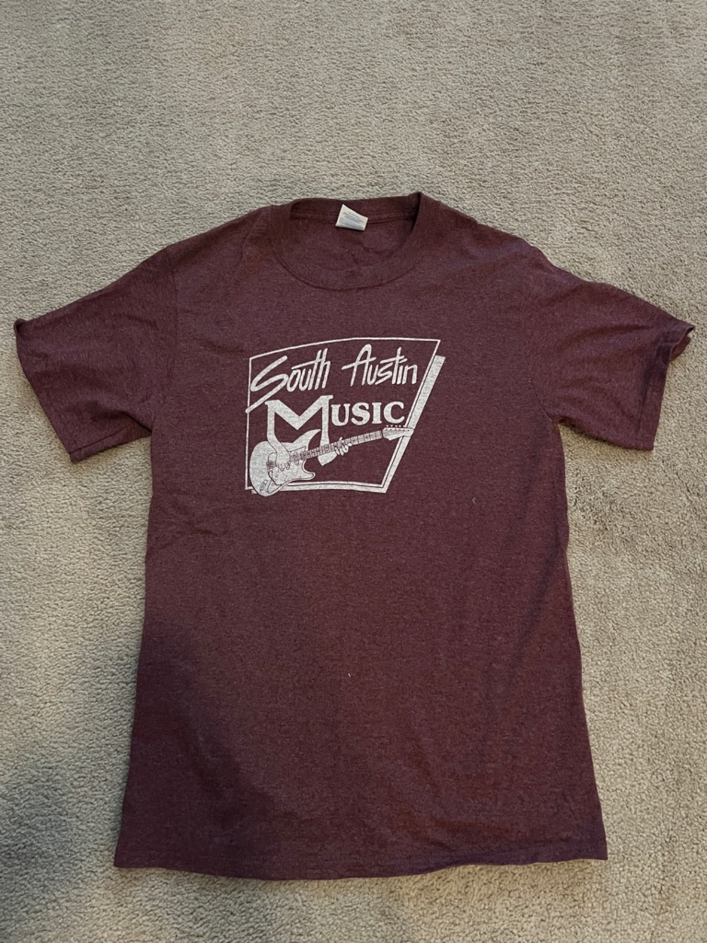 NWOT-South Austin Music Burgundy Heather Graphic Tee -size Small, *never worn*